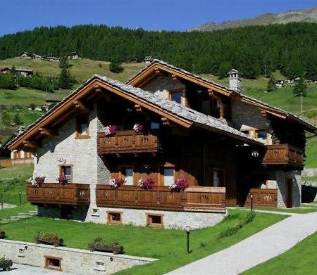 Residence Lo Peyo Champoluc Εξωτερικό φωτογραφία
