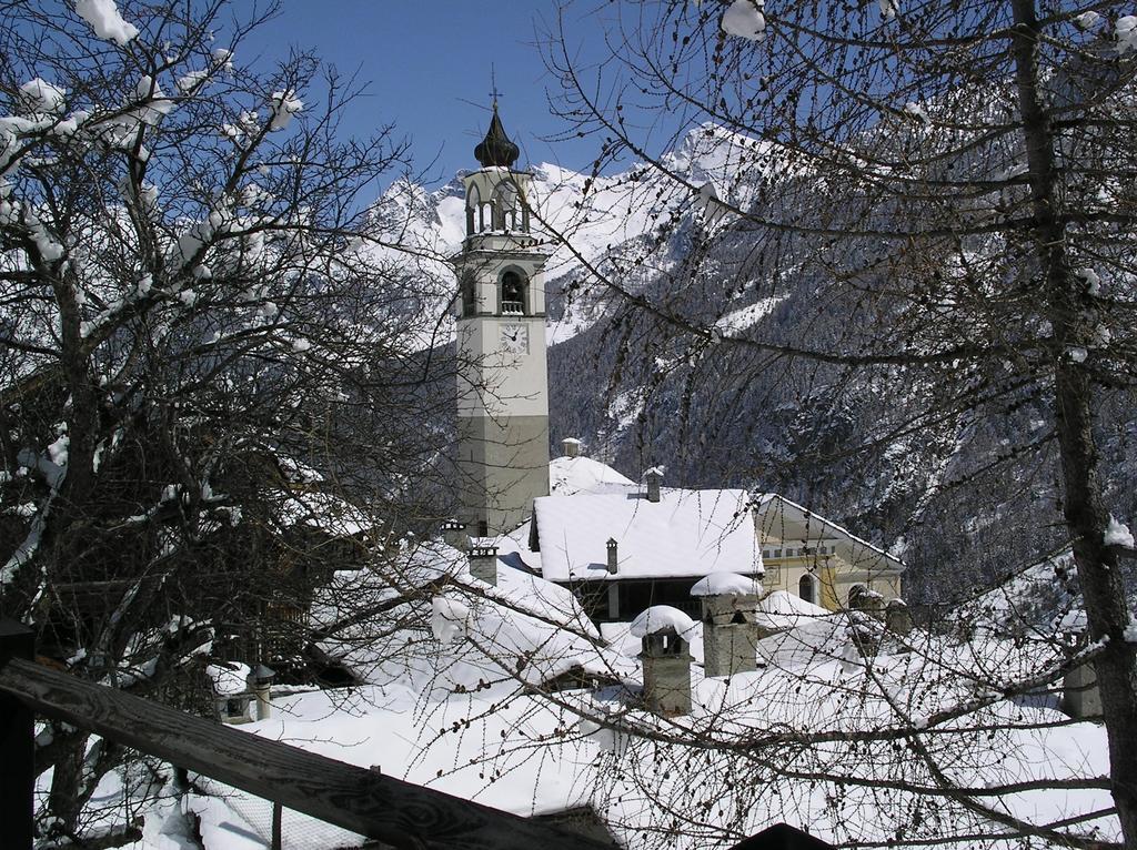 Residence Lo Peyo Champoluc Εξωτερικό φωτογραφία