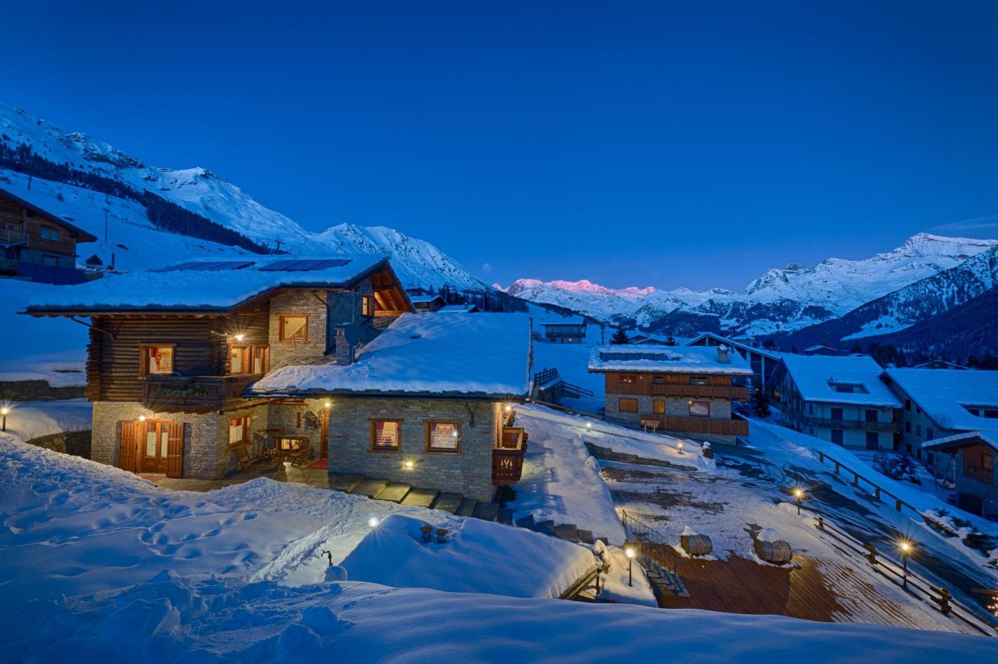Residence Lo Peyo Champoluc Εξωτερικό φωτογραφία