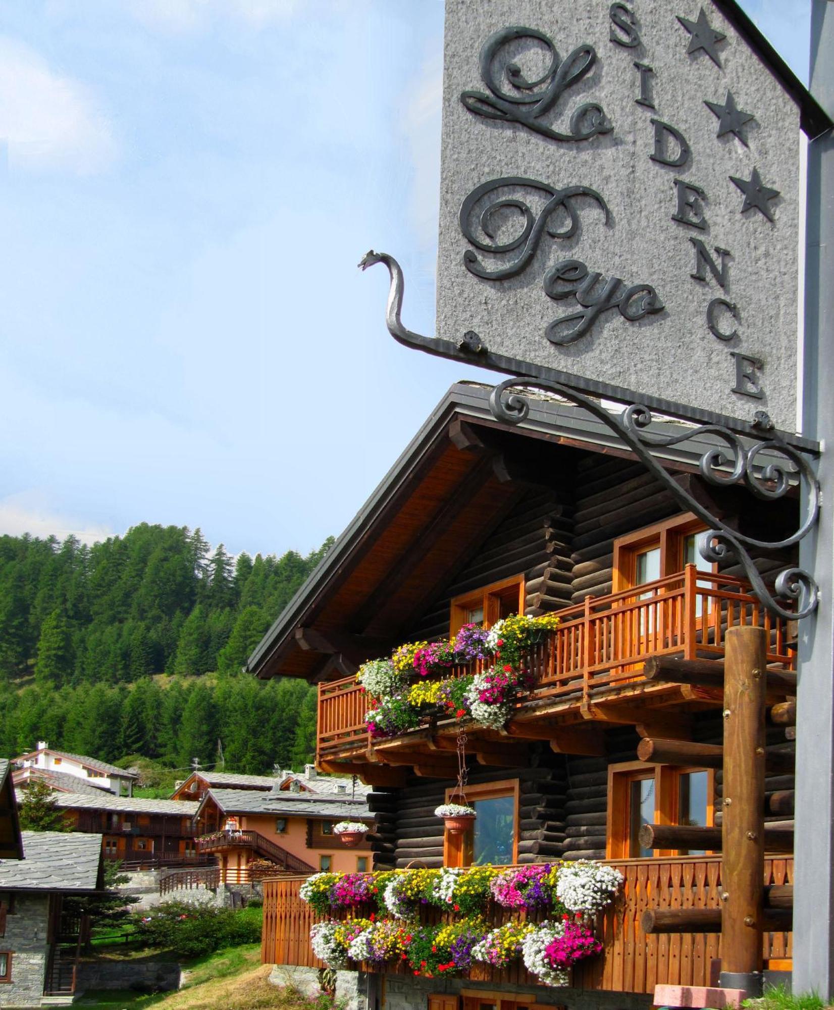 Residence Lo Peyo Champoluc Εξωτερικό φωτογραφία